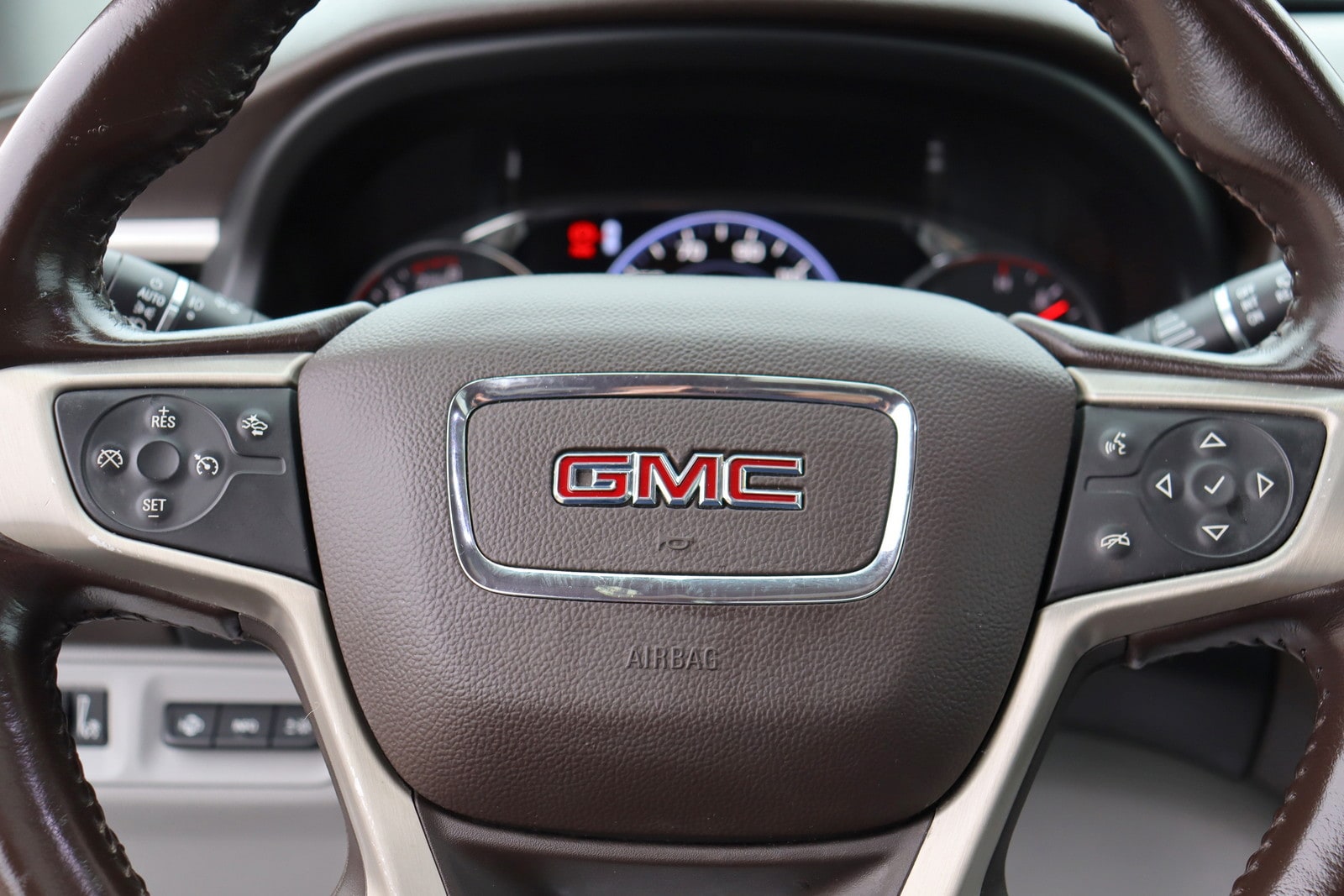 2020 GMC Acadia SLT - Photo 33