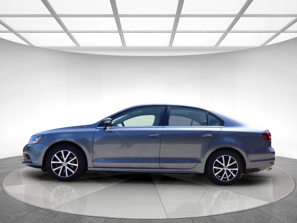 Used 2018 Volkswagen Jetta 1.4T SE Sedan