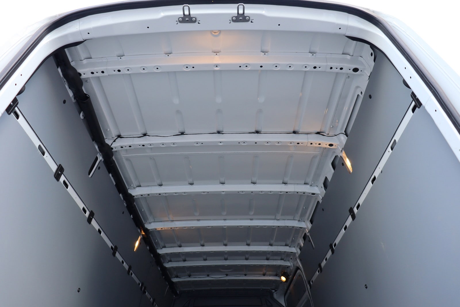 2024 Mercedes-Benz eSprinter Cargo Van Base - Photo 42