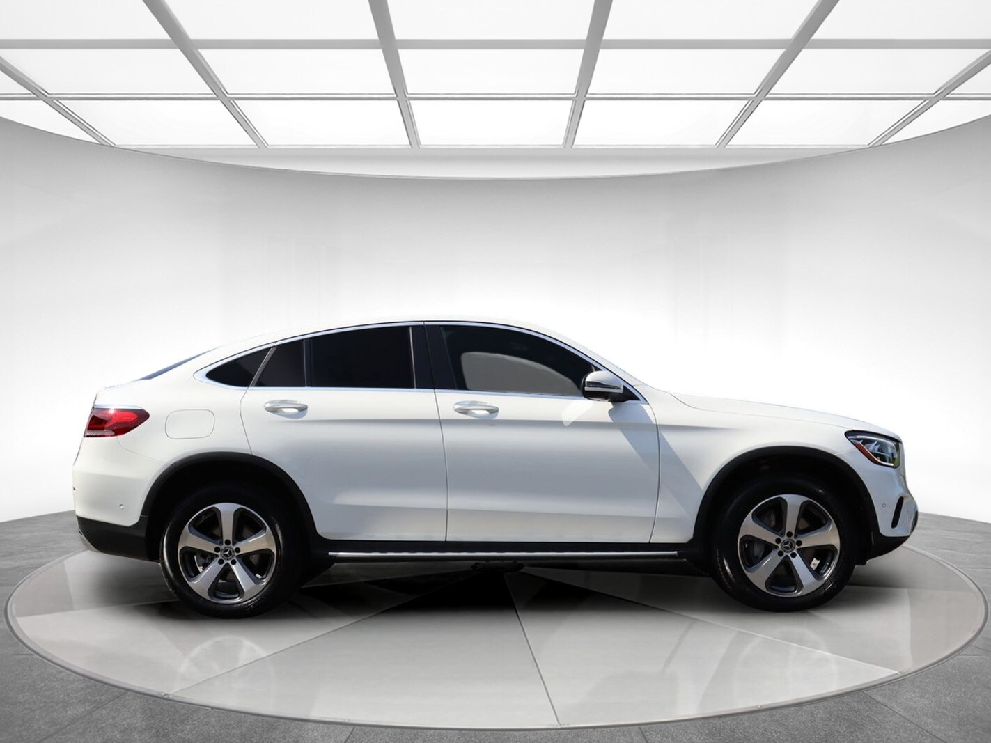 2023 Mercedes Benz GLC 300 4MATIC Coupe photo 3