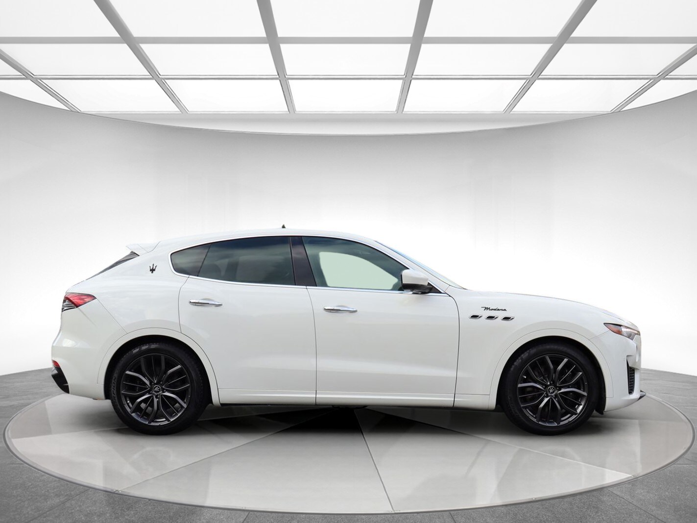 2022 Maserati Levante Modena photo 4