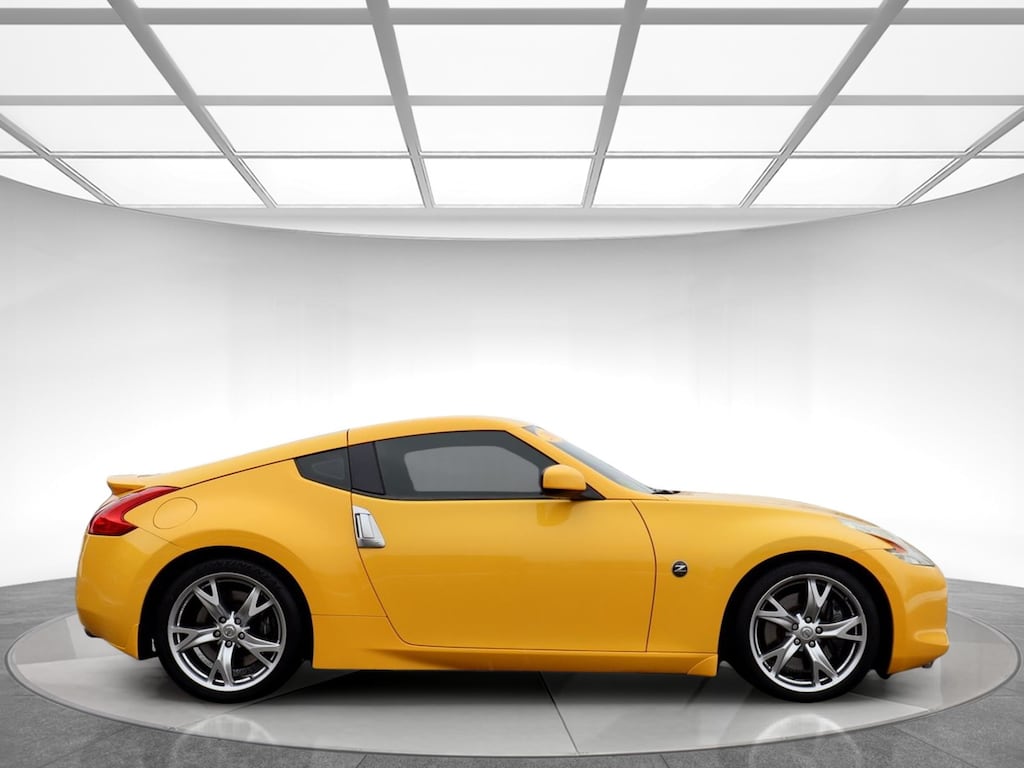 Used 2009 Nissan 370Z Touring Coupe
