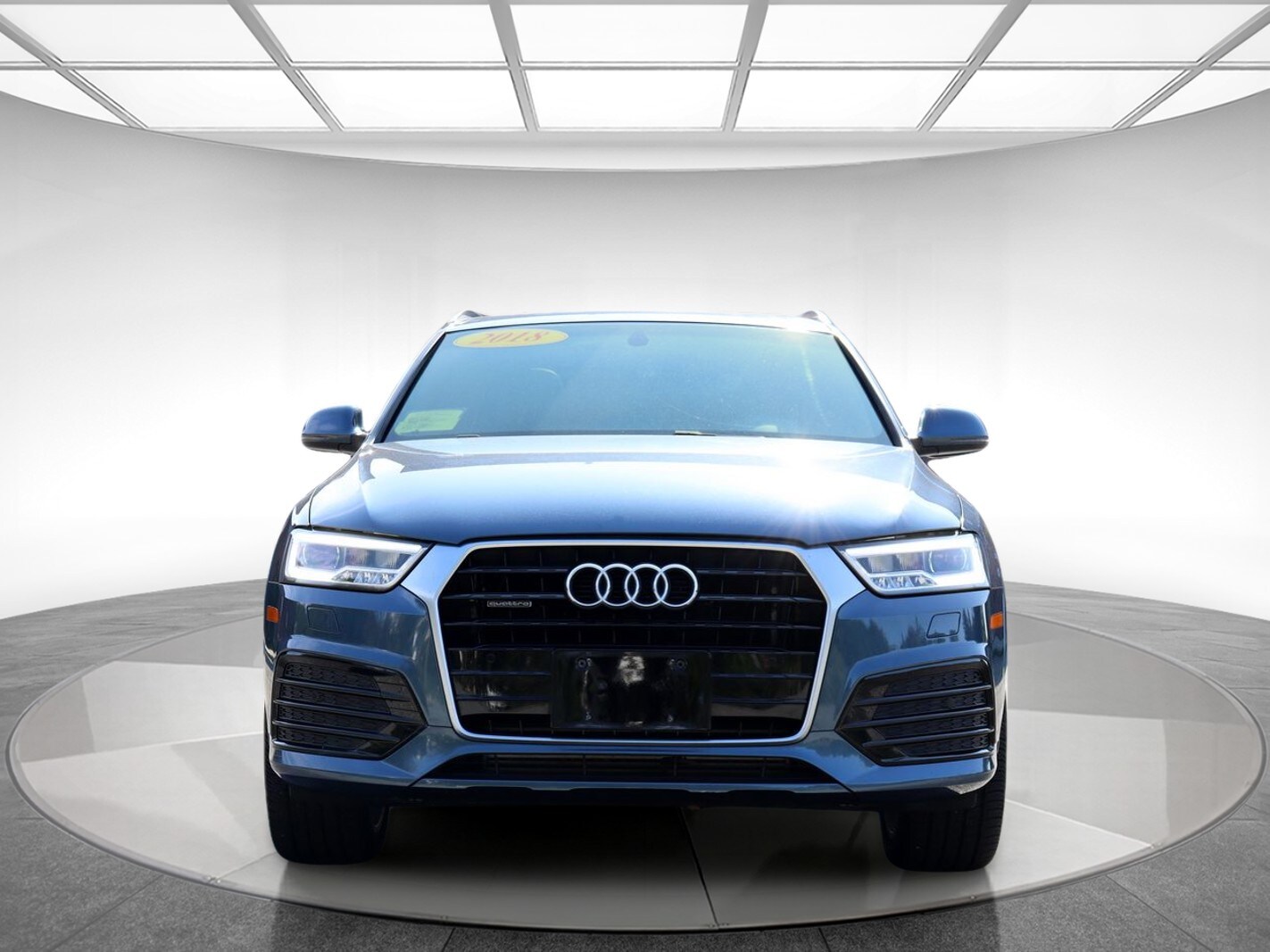2018 Audi Q3 Premium Plus photo 2