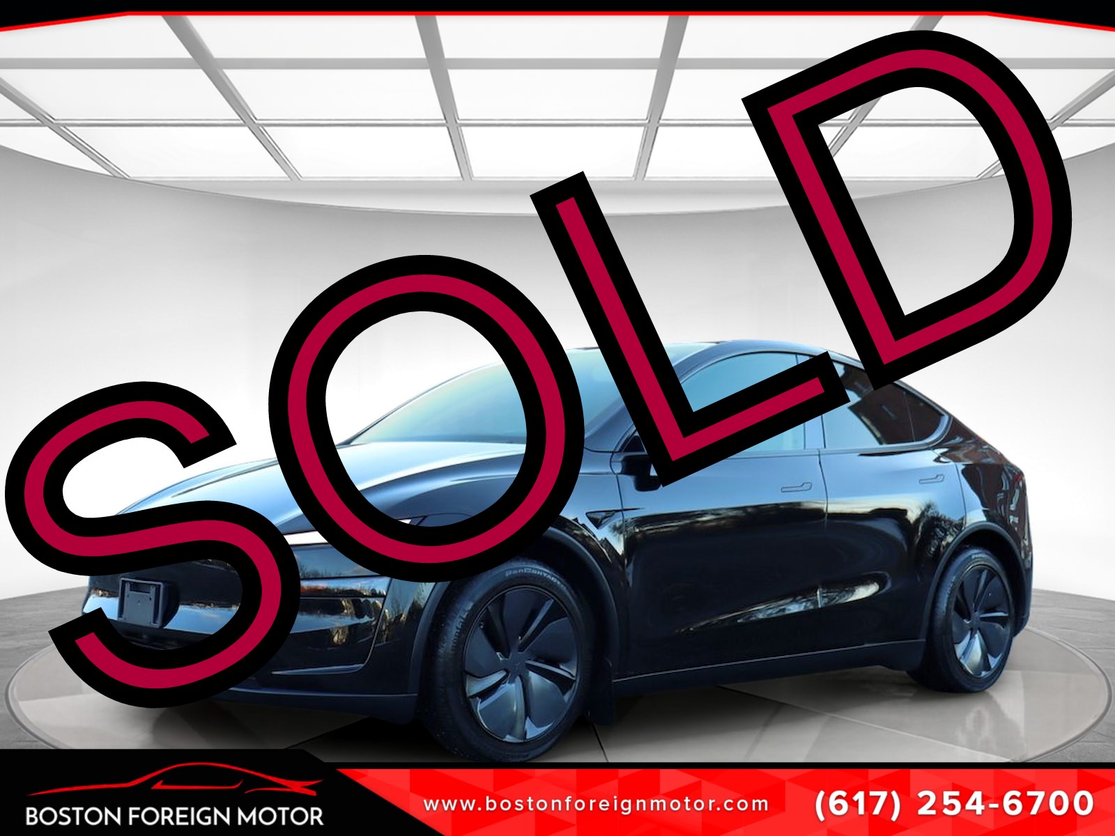 2026 Tesla Model Y Long Range's photo