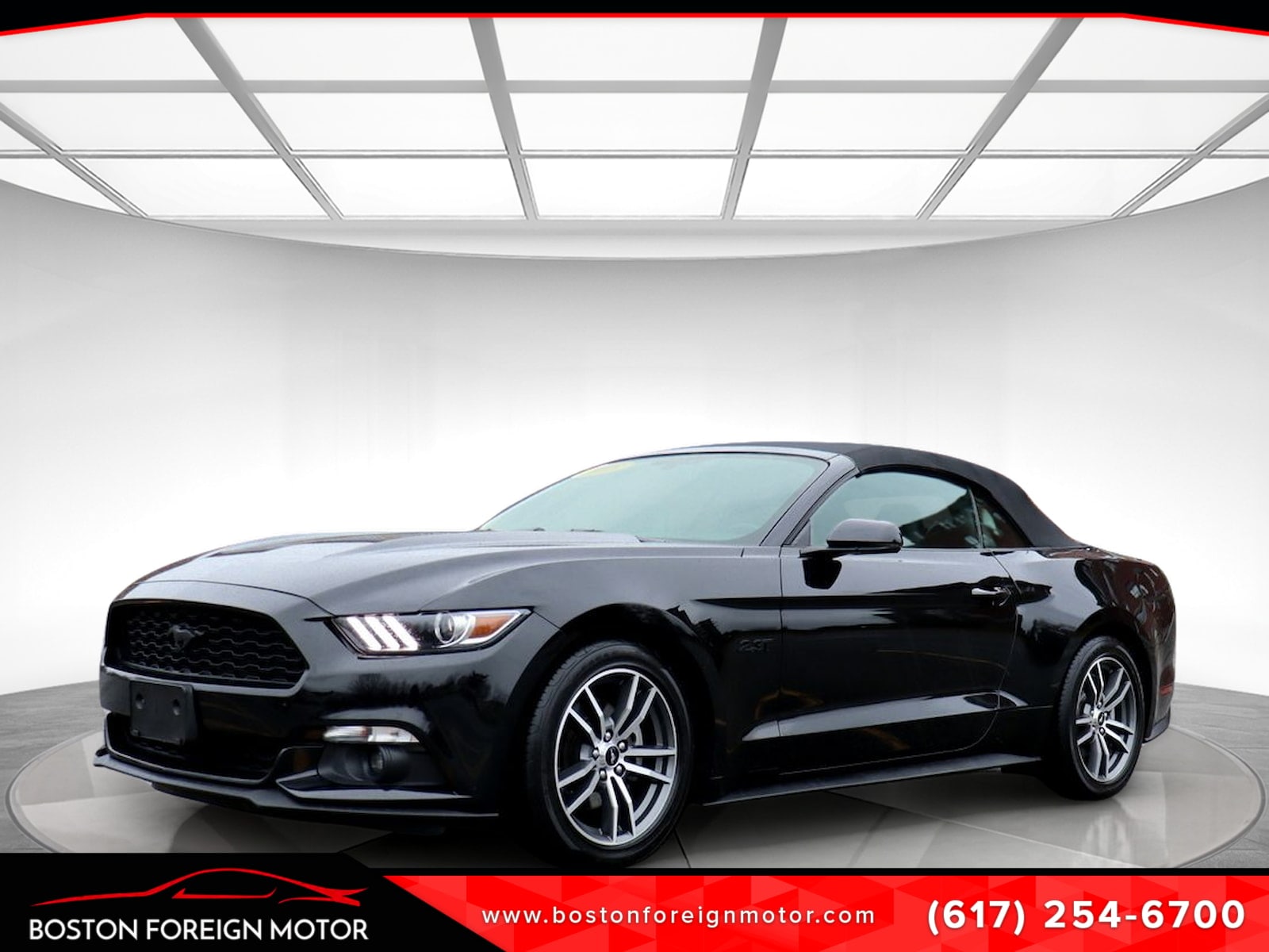 2015 Ford Mustang EcoBoost Premium's photo