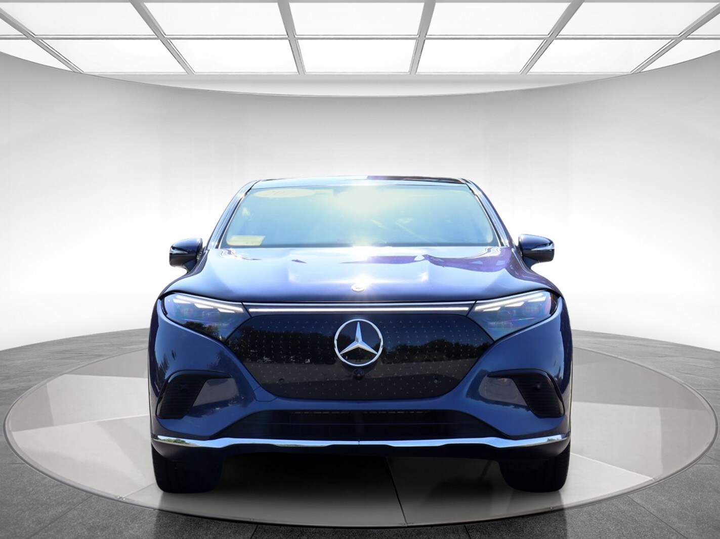 2023 Mercedes Benz EQS SUV 450 4MATIC photo 2