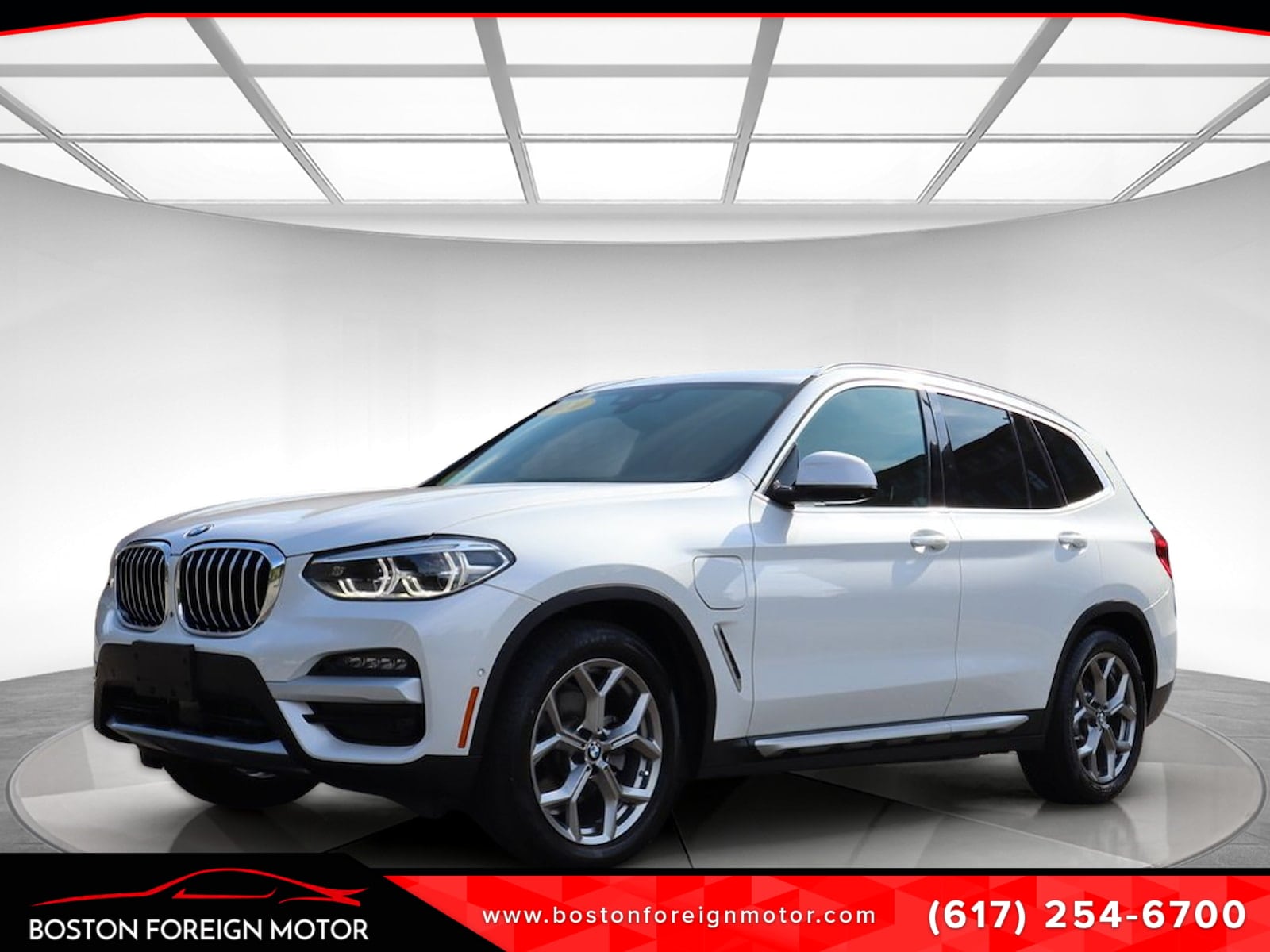 2020 BMW X3 30e's photo