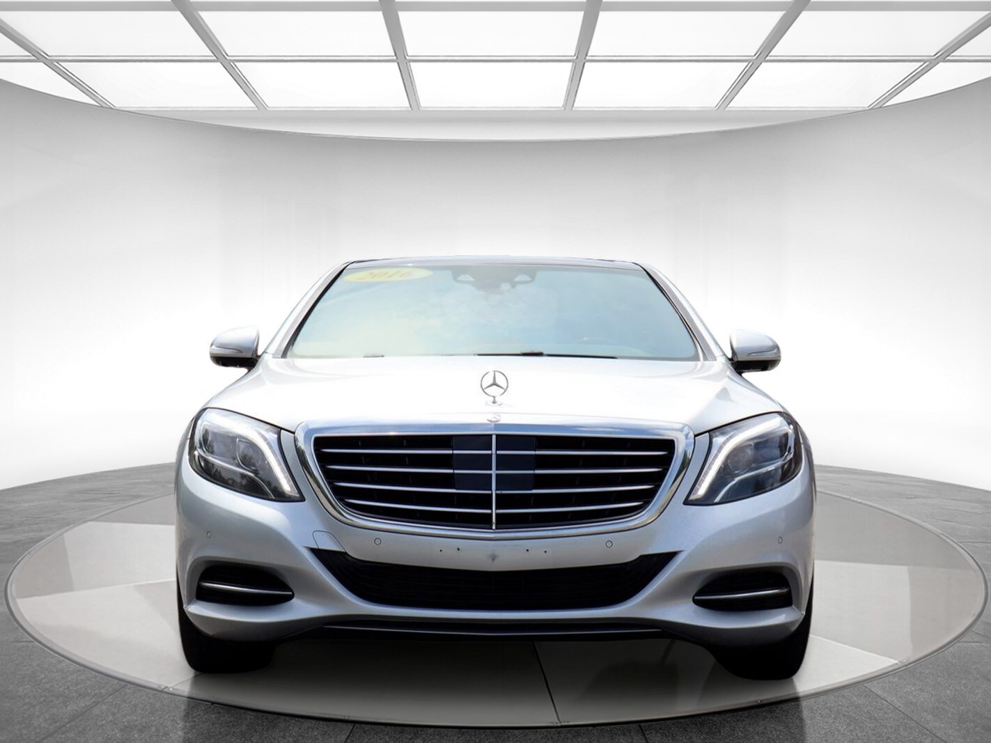 2016 Mercedes Benz S 550 4MATIC photo 2
