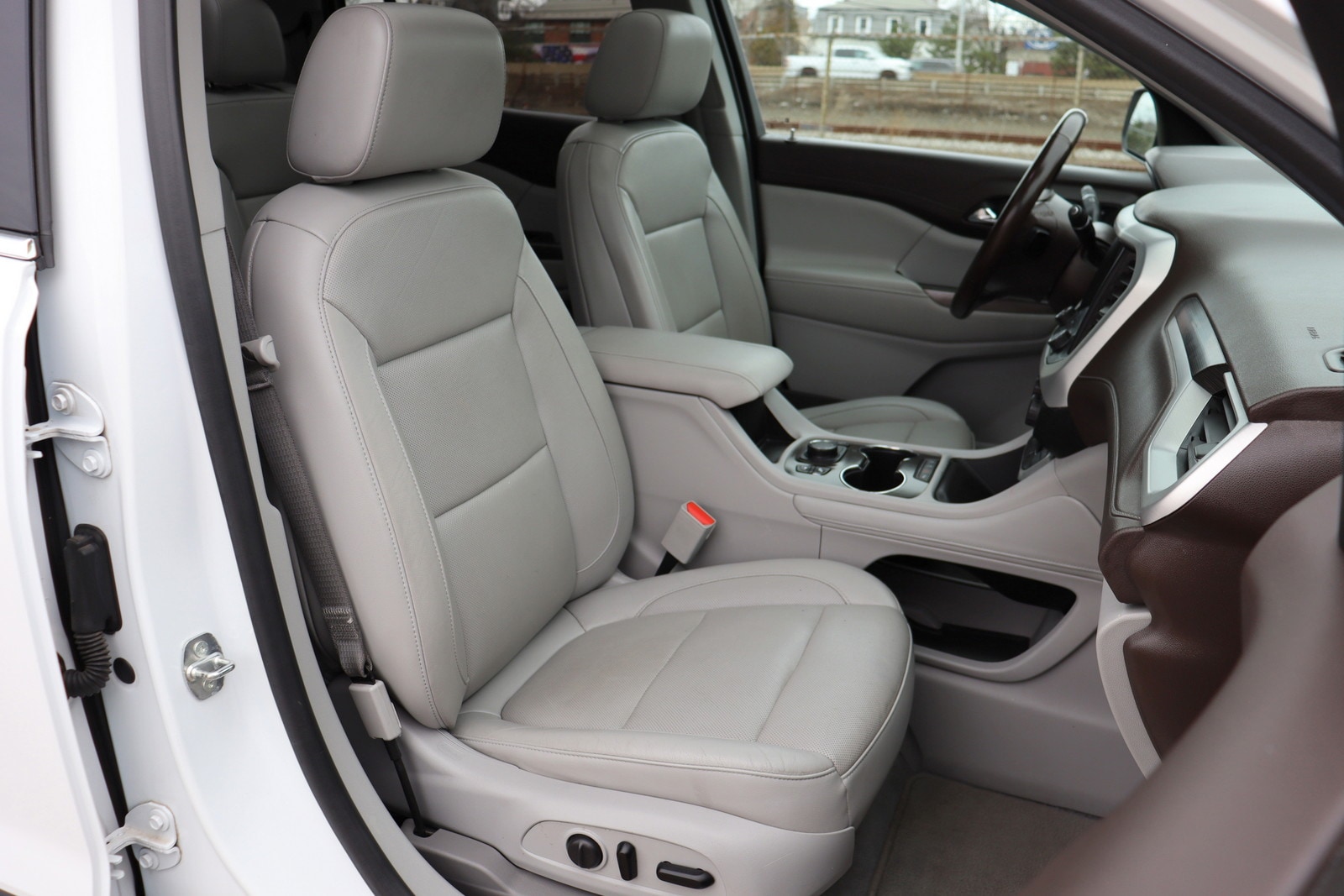 2020 GMC Acadia SLT - Photo 21