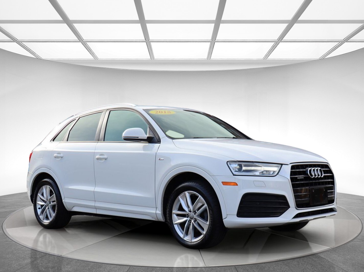 2018 Audi Q3 Premium photo 2
