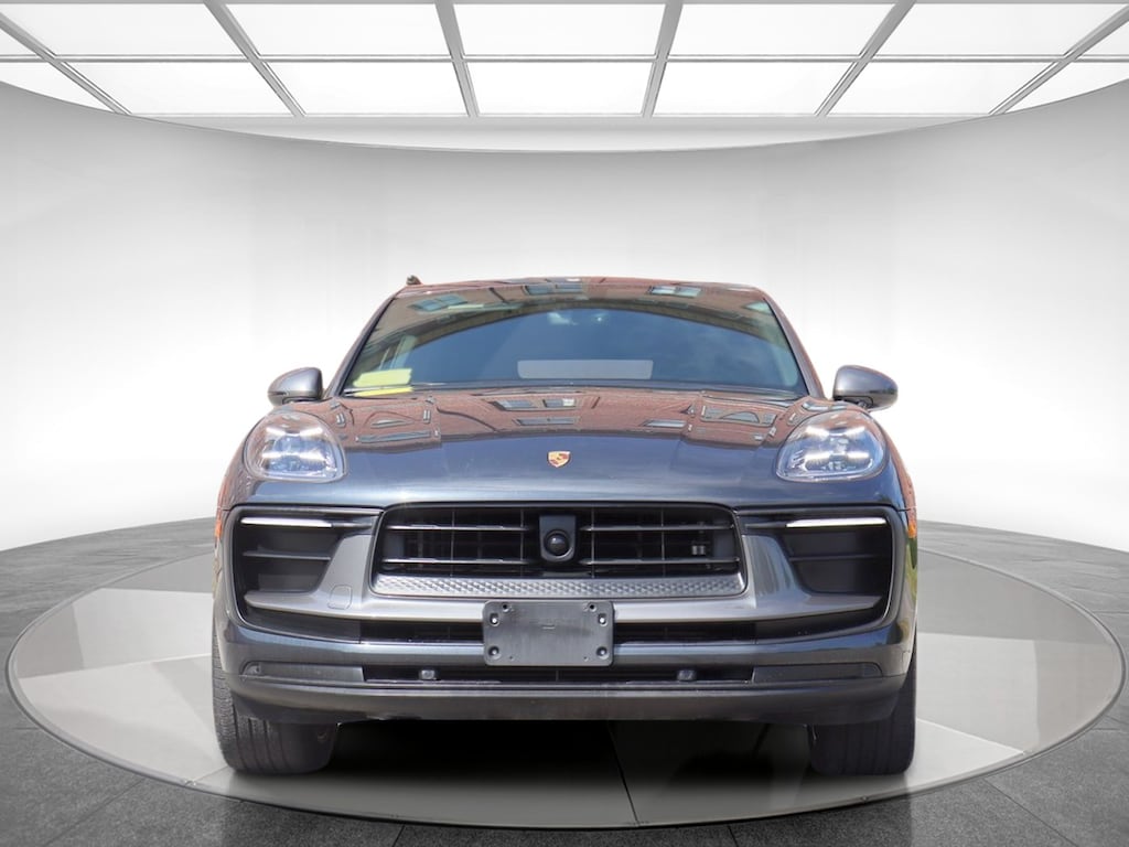 Used 2023 Porsche Macan T SUV