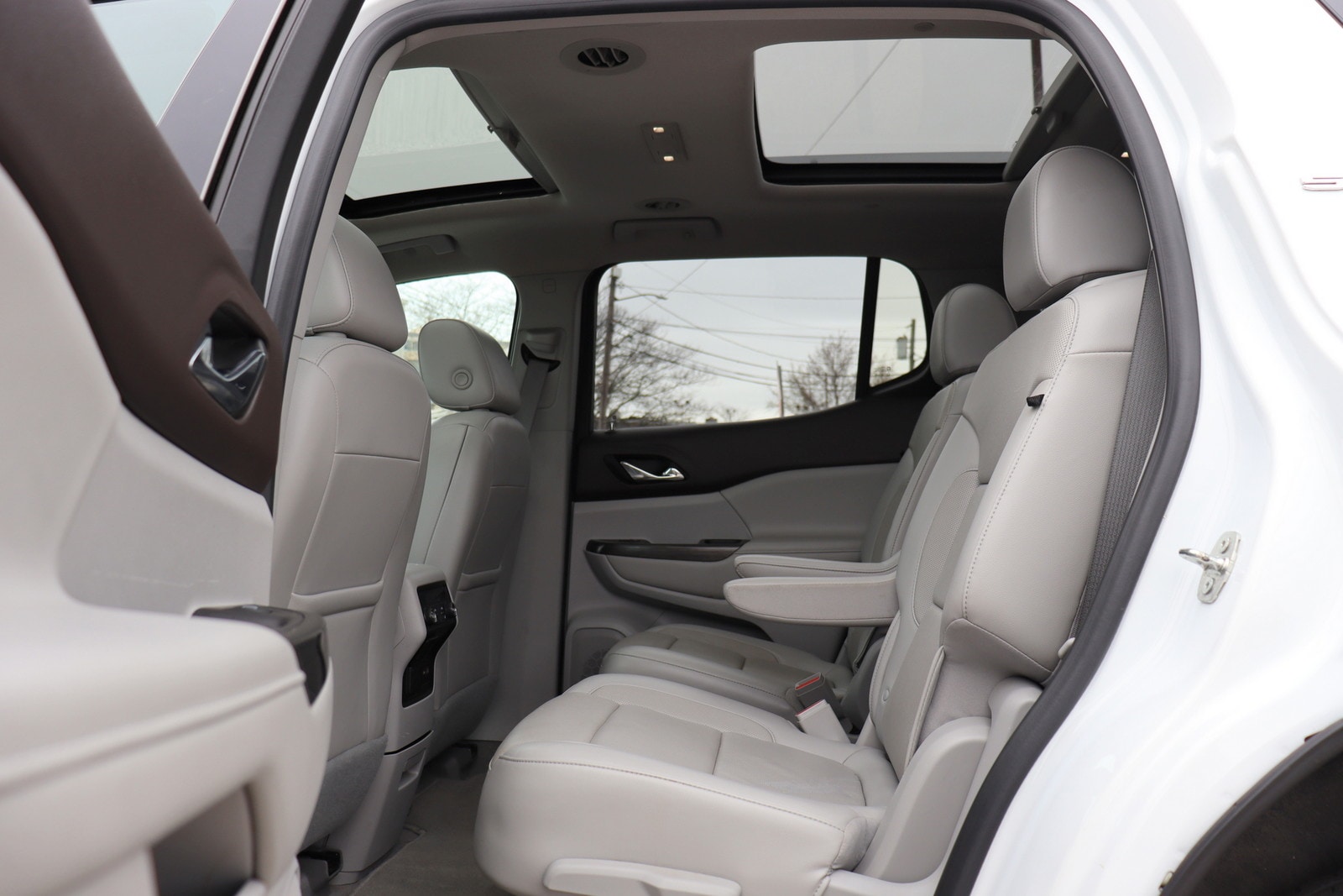 2020 GMC Acadia SLT - Photo 14