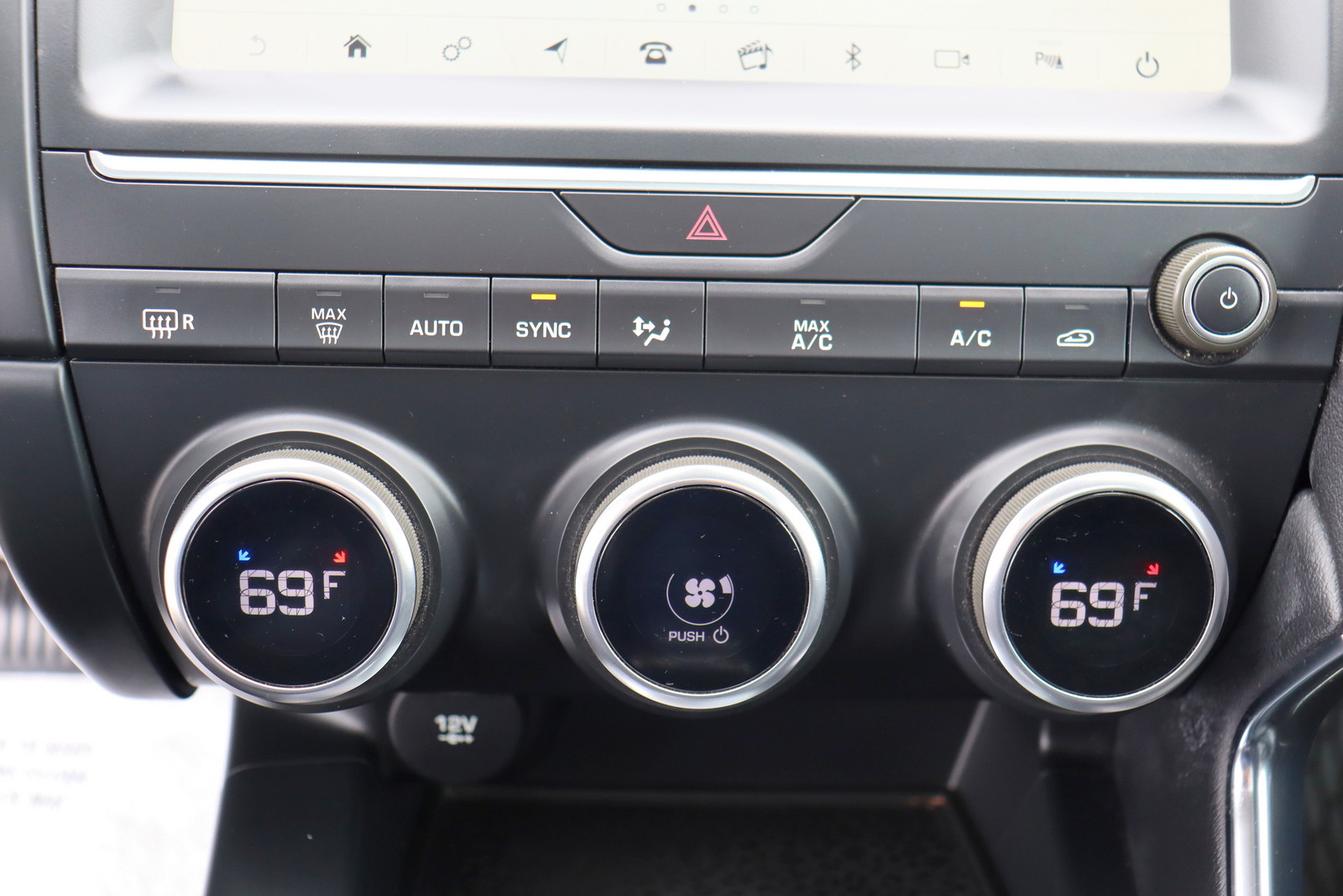2019 Jaguar E-PACE S - Photo 38