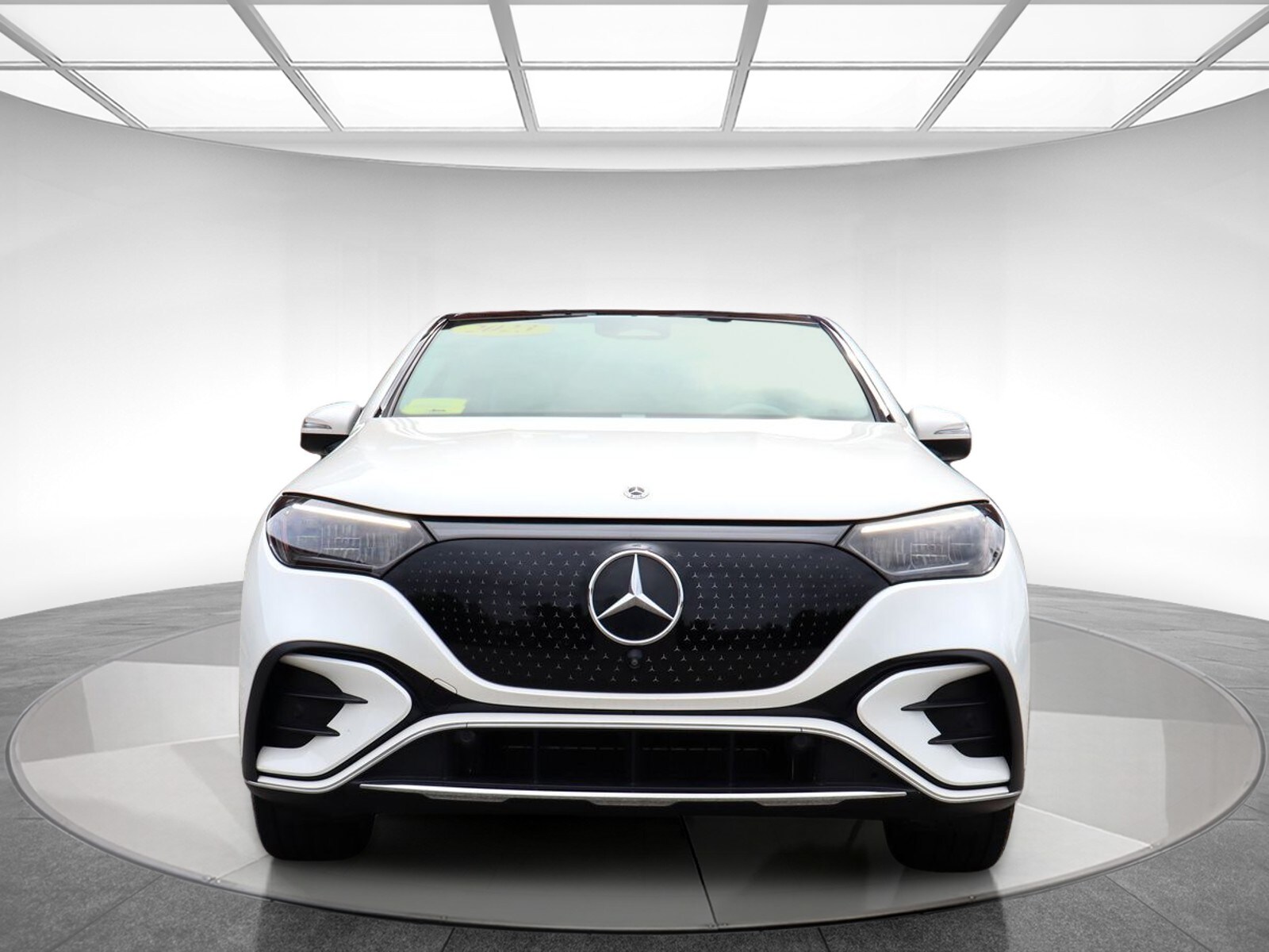 2023 Mercedes Benz 500 4MATIC photo 2