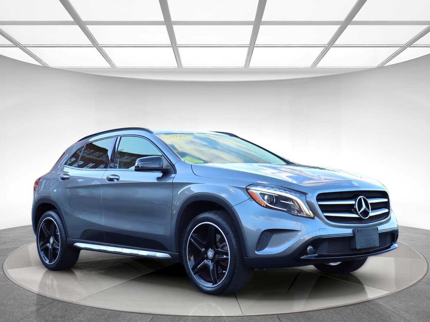 2017 Mercedes Benz GLA 250 4MATIC photo 3