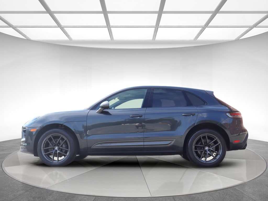 Used 2023 Porsche Macan T SUV