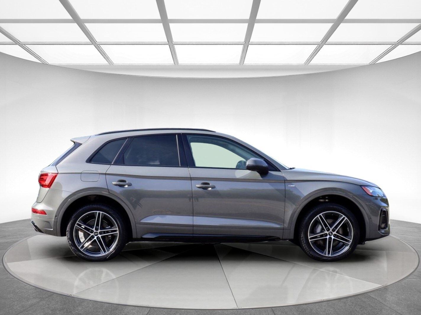2023 Audi Q5 55 S line Prestige photo 3