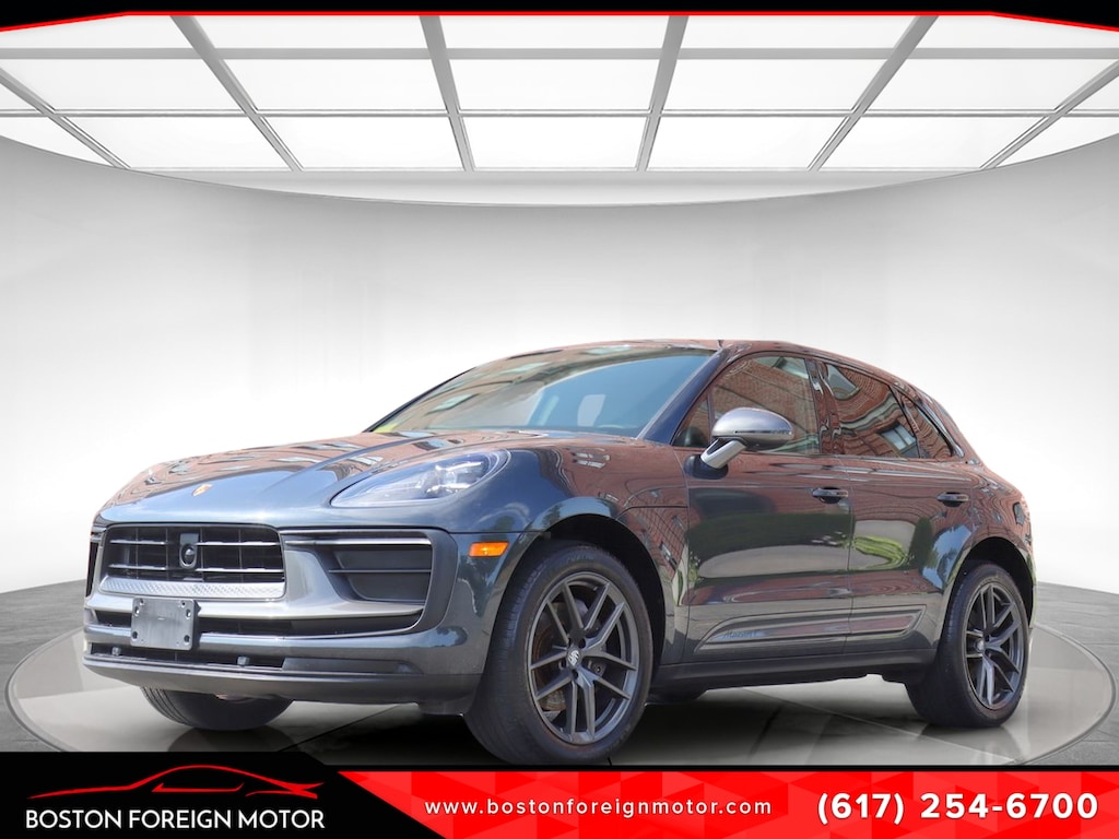 Used 2023 Porsche Macan T SUV