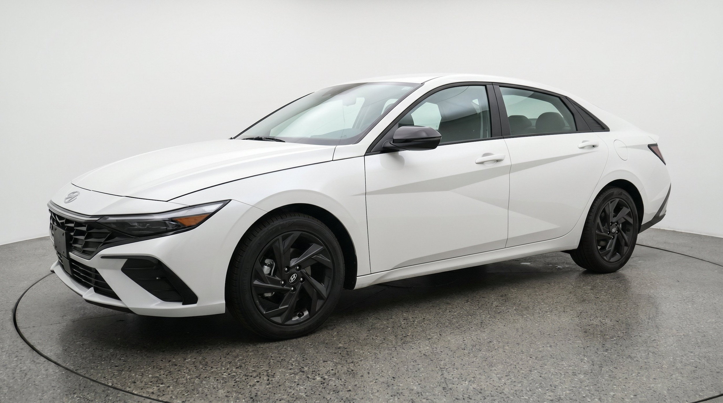 Thumbnail: 2026 Hyundai Elantra - 3