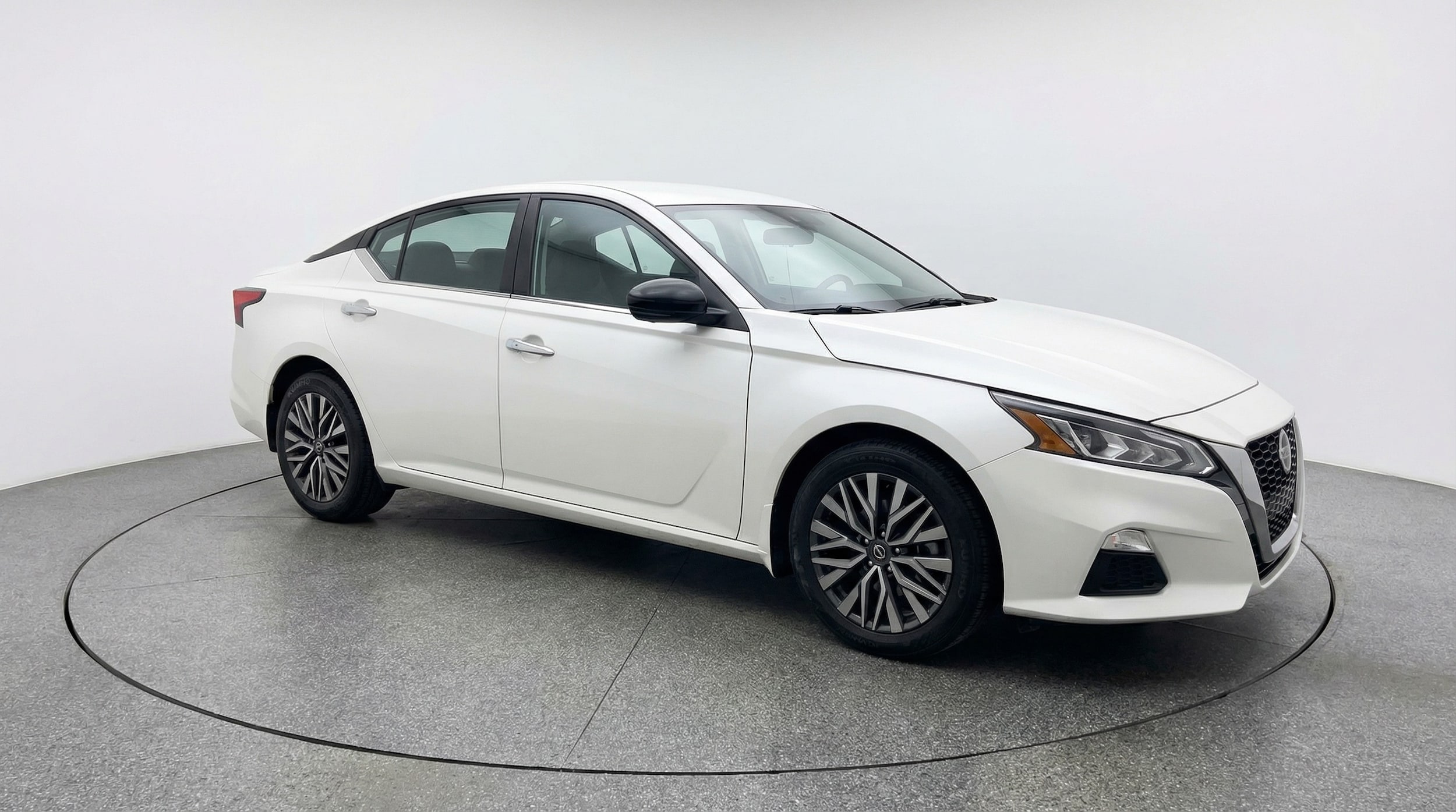 Thumbnail: 2025 Nissan Altima - 1