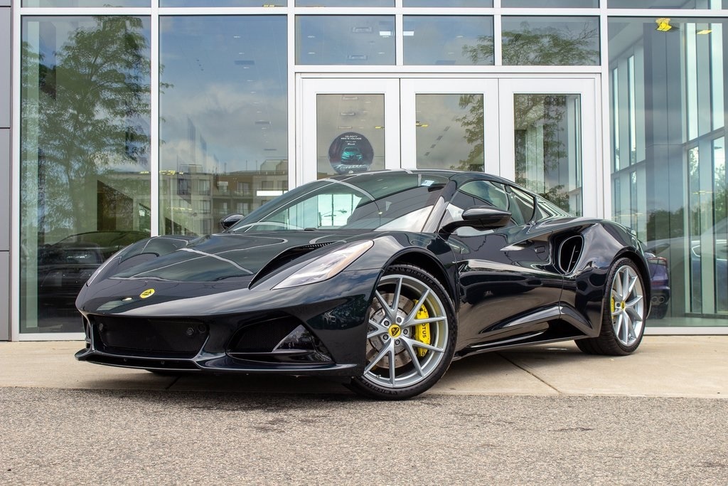 2024 Lotus Emira First Edition's photo