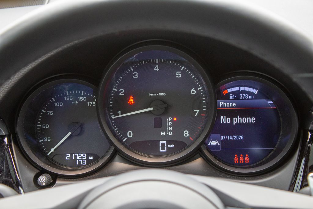 2025 Porsche Macan Base - Photo 15