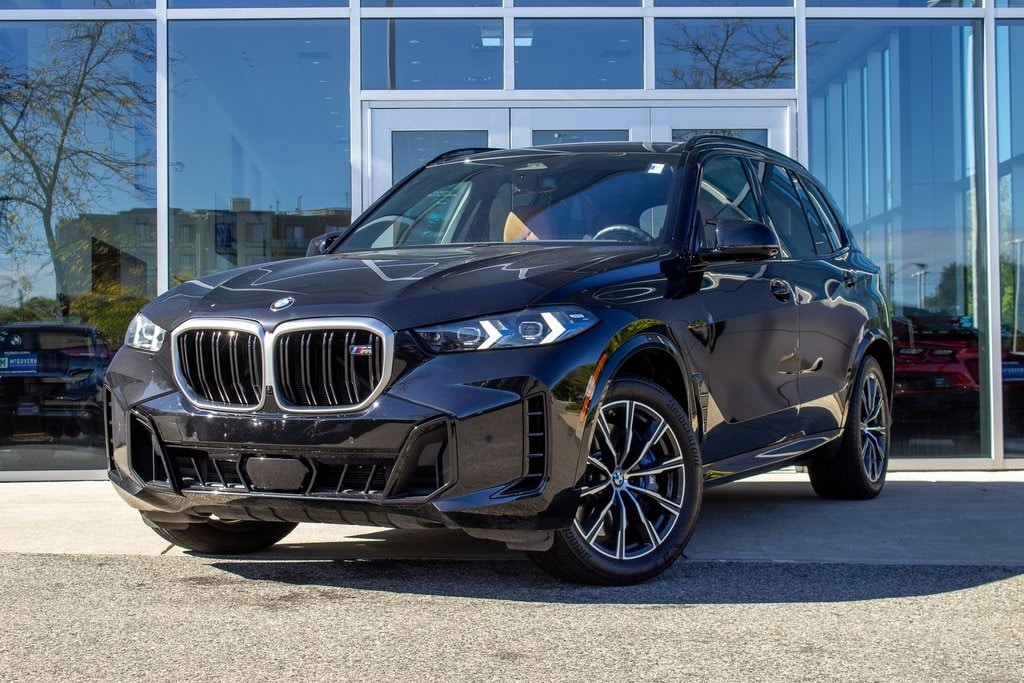 2025 BMW X5 M60i's photo