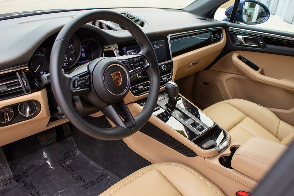 Used 2025 Porsche Macan SUV