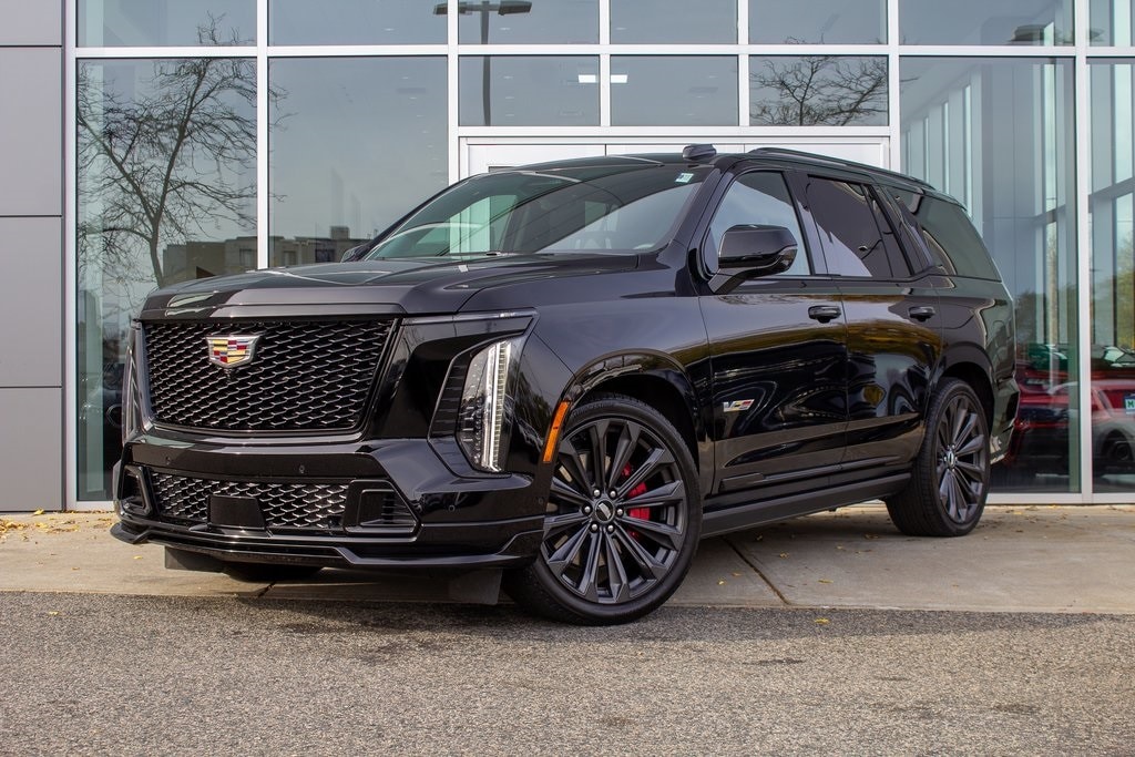 2025 Cadillac Escalade-V V-Series's photo