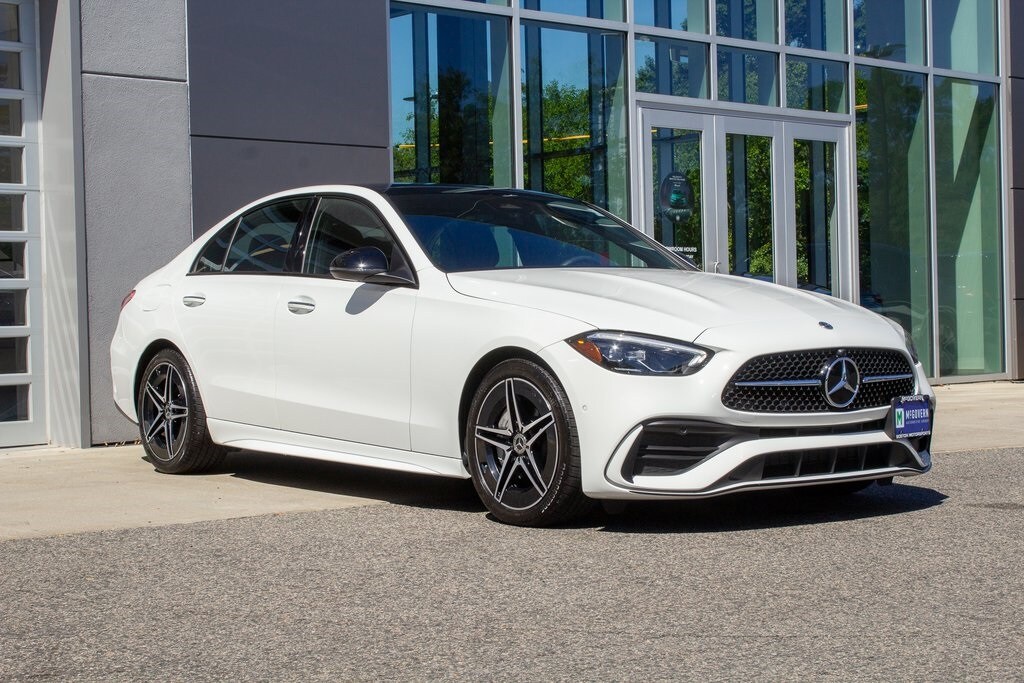 2024 Mercedes Benz C 300 4MATIC photo 3