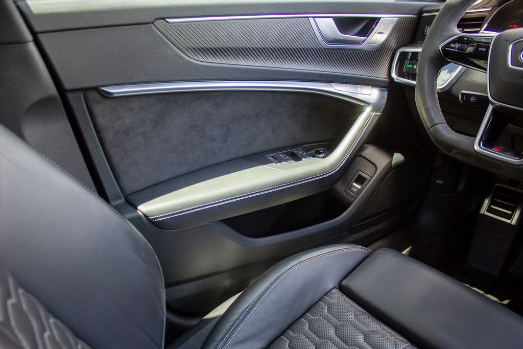 2021 Audi RS6 Avant Base - Photo 19