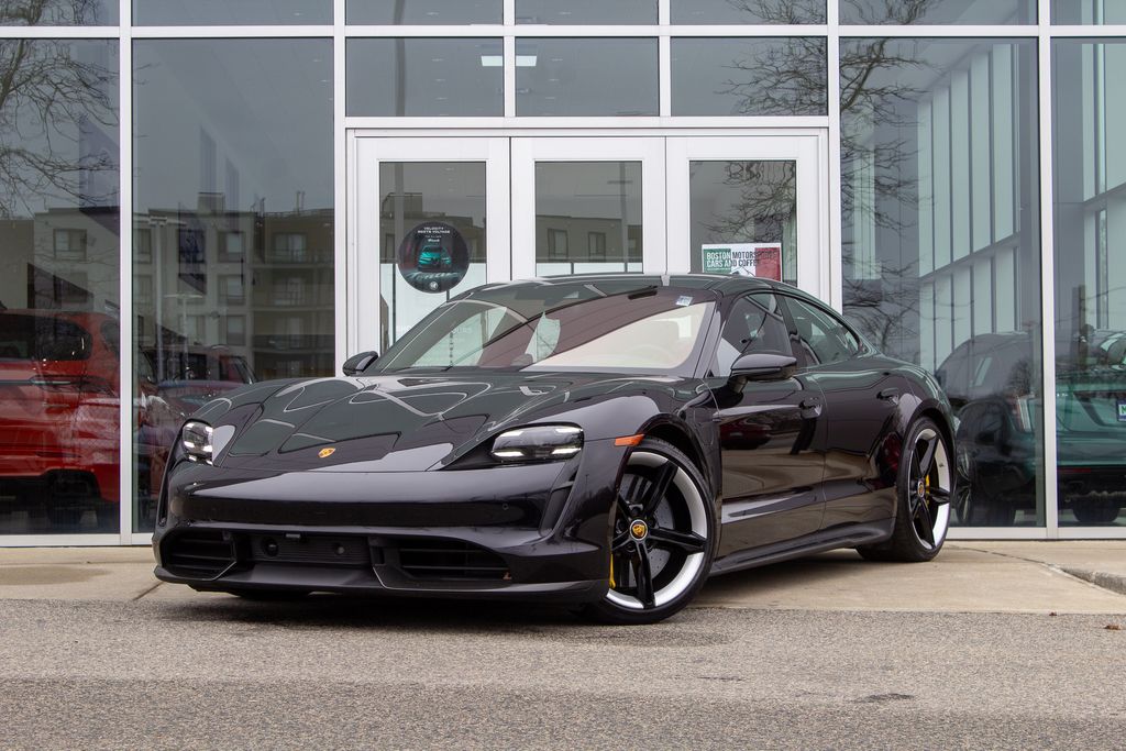2024 Porsche Taycan Turbo S's photo
