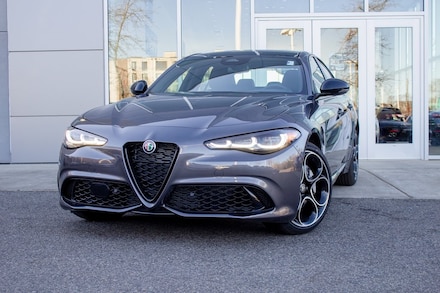 2025 Alfa Romeo Giulia AWD Sedan