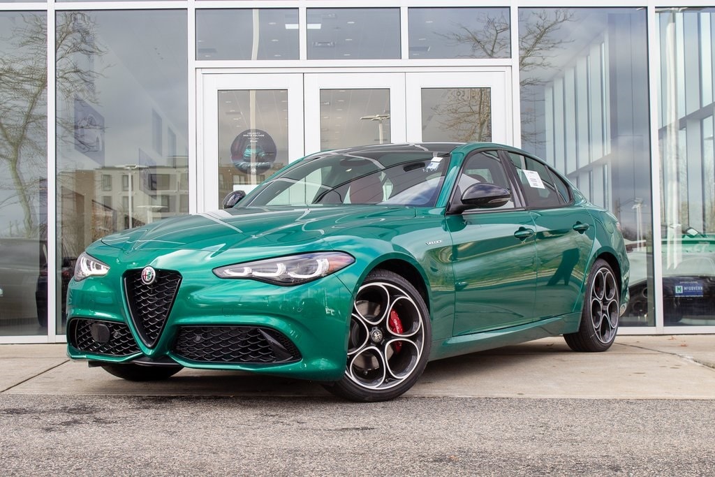 2025 Alfa Romeo Giulia Base's photo