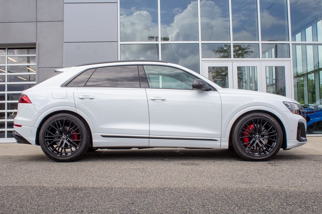 2024 Audi SQ8 Premium Plus photo 4