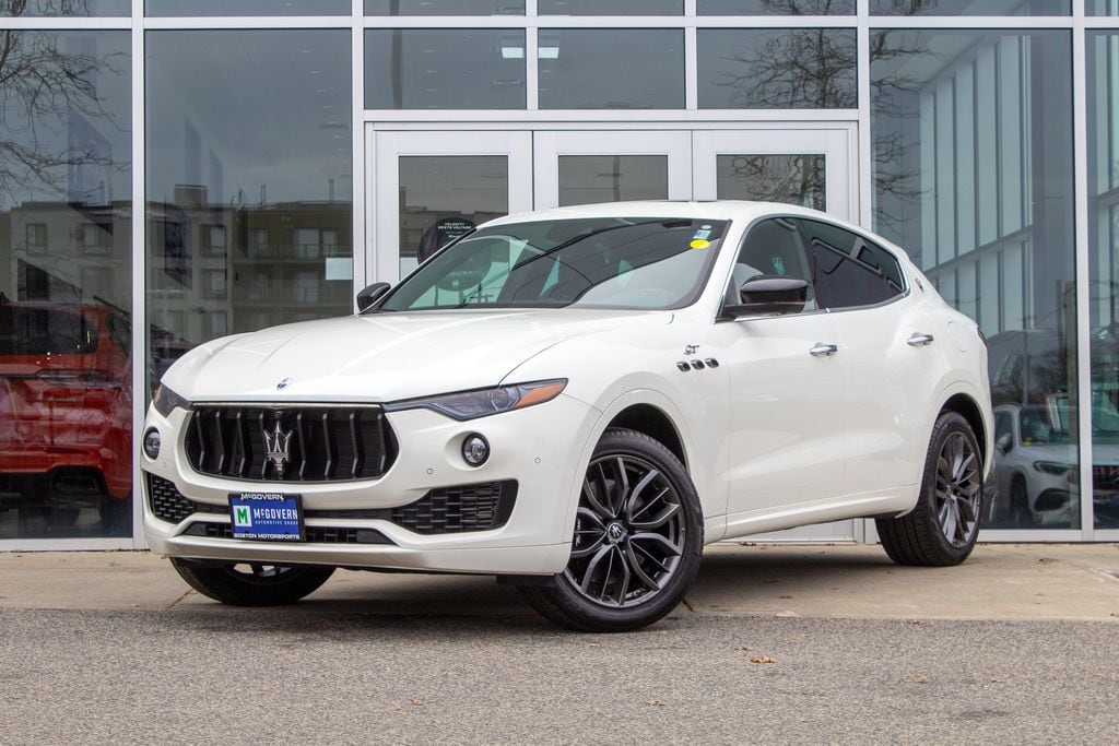 2024 Maserati Levante Modena Ultima's photo