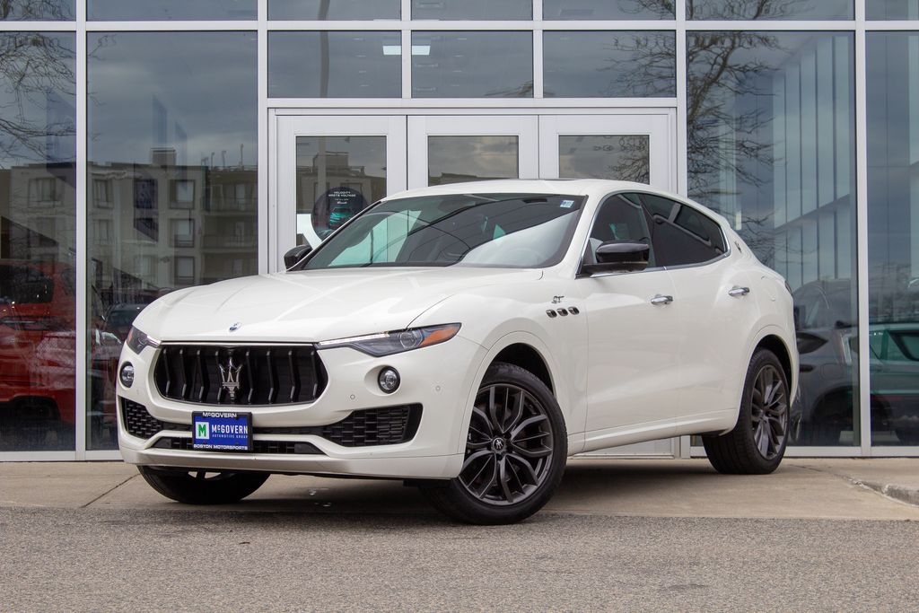 2024 Maserati Levante Modena Ultima's photo