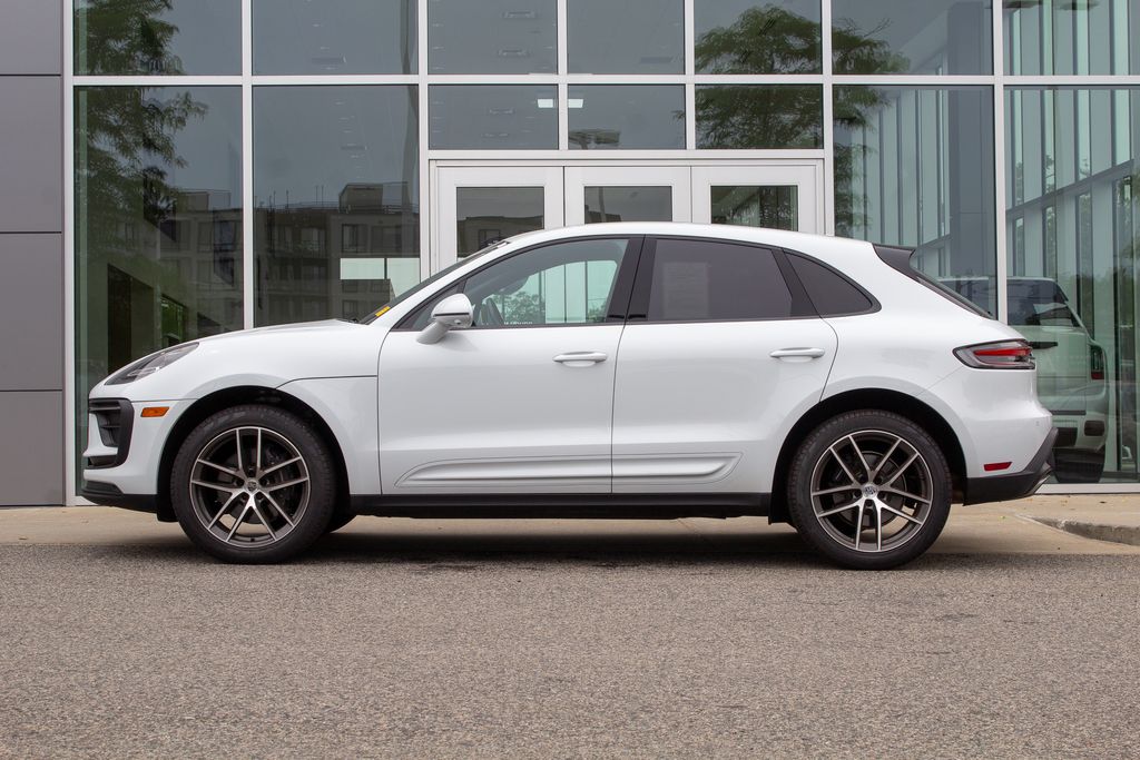 2025 Porsche Macan Base - Photo 7