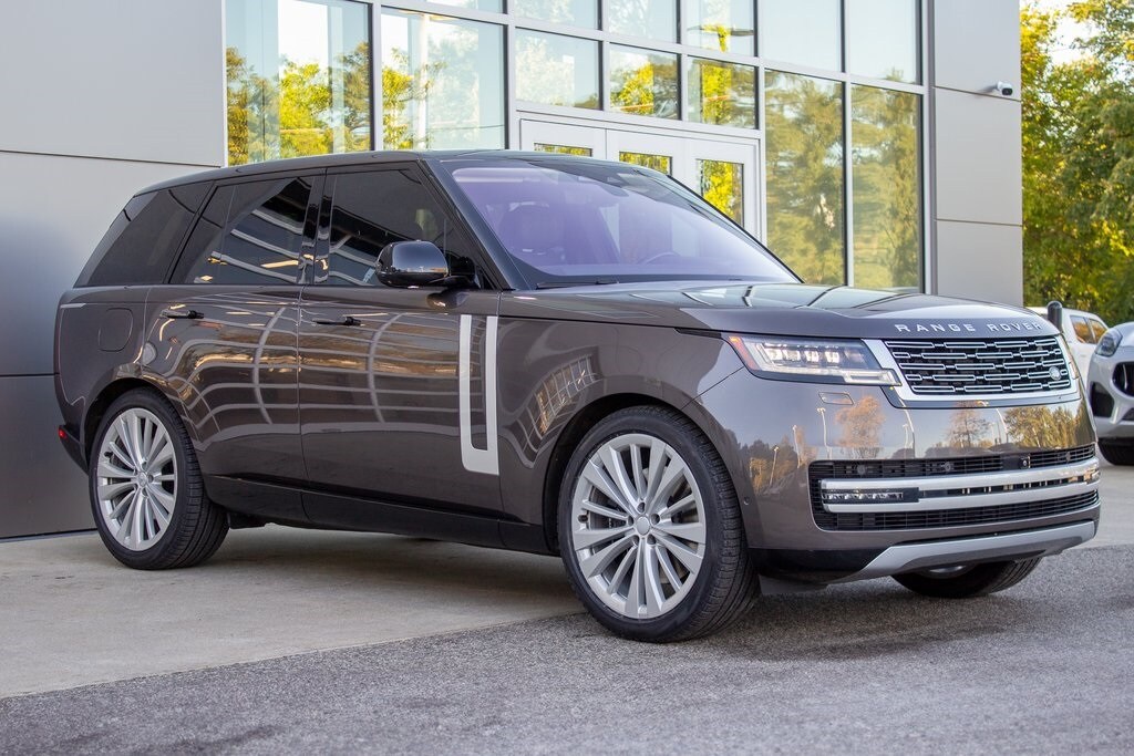 2023 Land Rover Range Rover First Edition photo 2