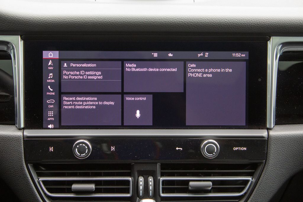 2025 Porsche Macan Base - Photo 16