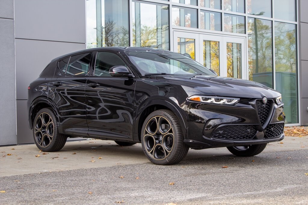 2025 Alfa Romeo Tonale BASE SPRINT photo 3