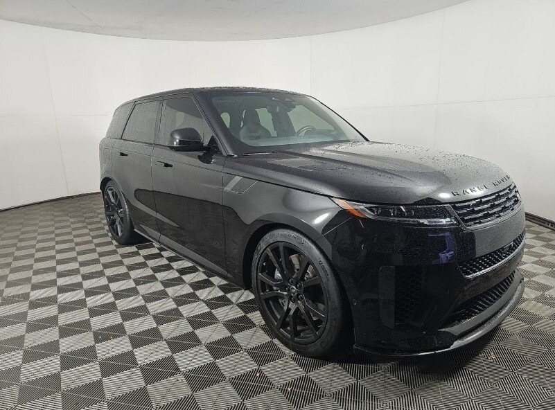 2024 Land Rover Range Rover Sport photo 3