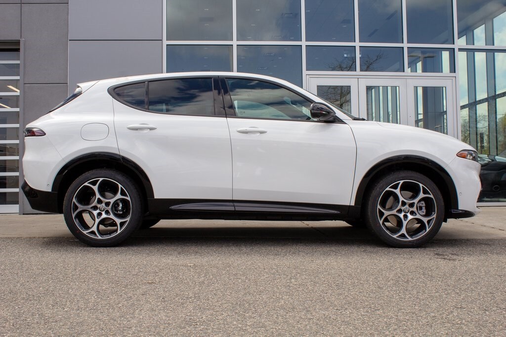 2025 Alfa Romeo Tonale BASE SPRINT photo 4