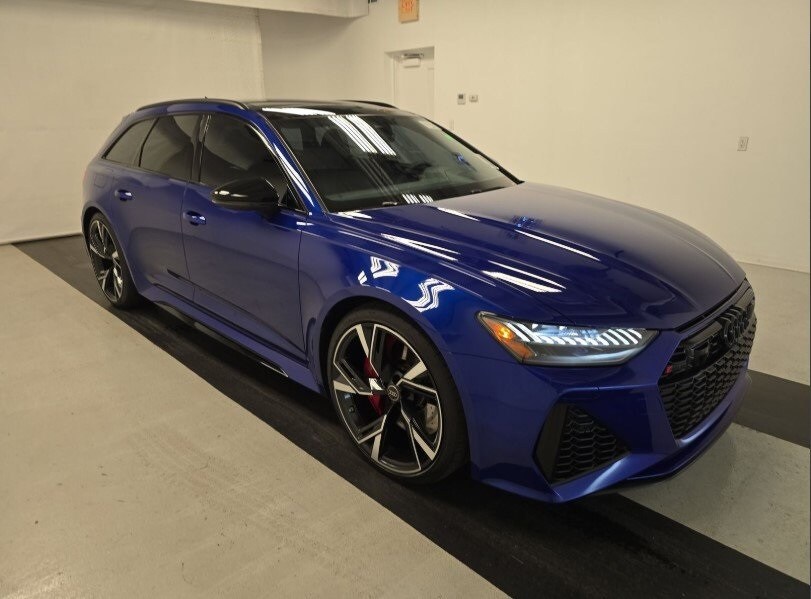 2023 Audi RS 6 Avant Base photo 3