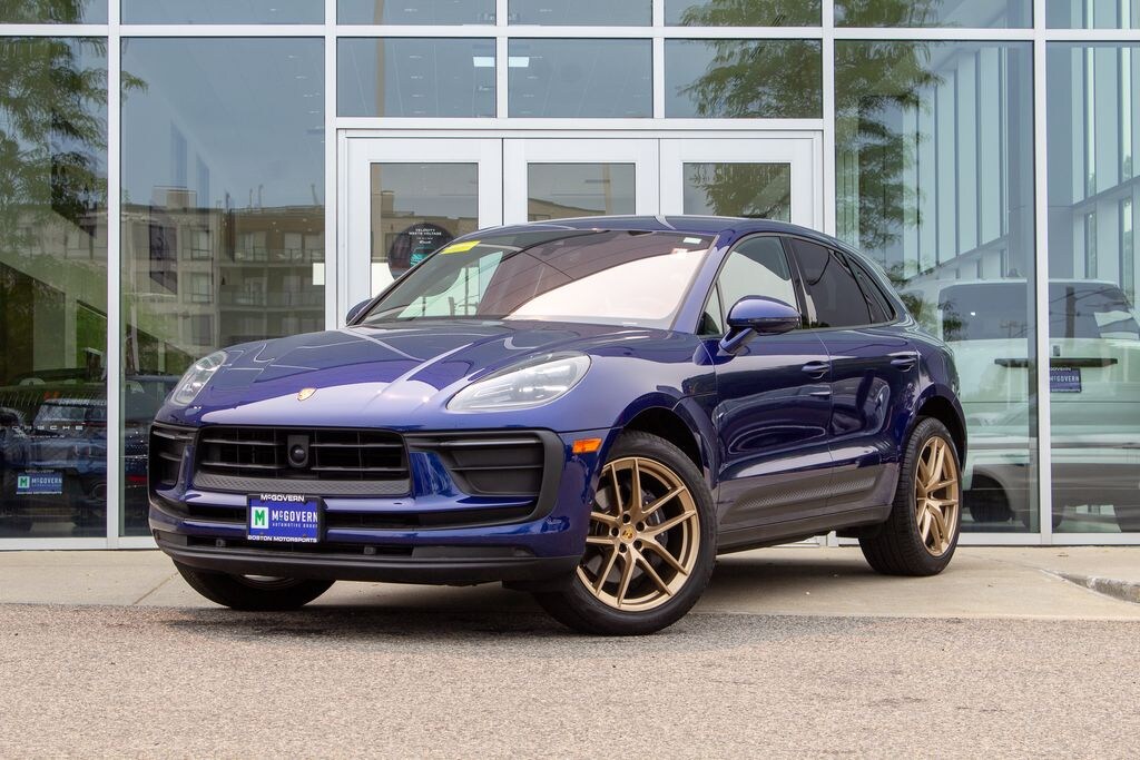 Used 2025 Porsche Macan SUV