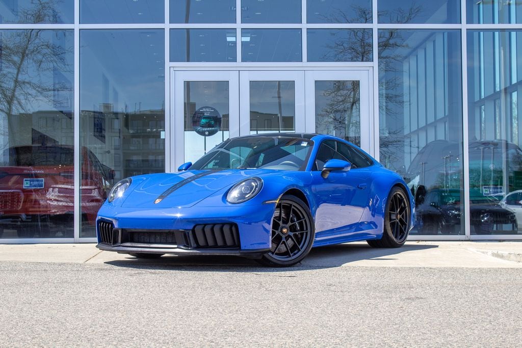 2025 Porsche 911 Carrera 4 GTS Coupe's photo