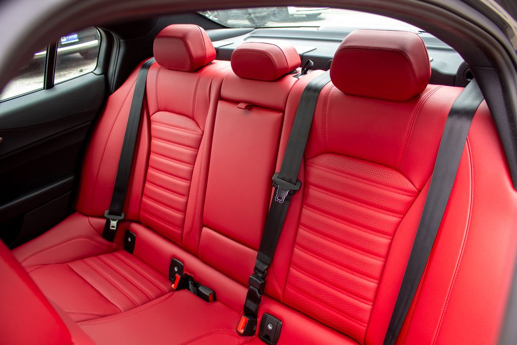 2025 Alfa Romeo Giulia Base - Photo 22