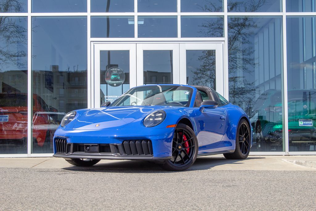 2025 Porsche 911 Targa 4 GTS's photo