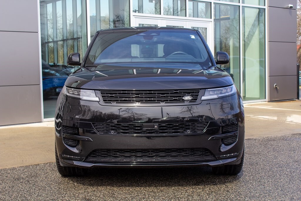 2024 Land Rover Range Rover Sport P400 Dynamic SE photo 2