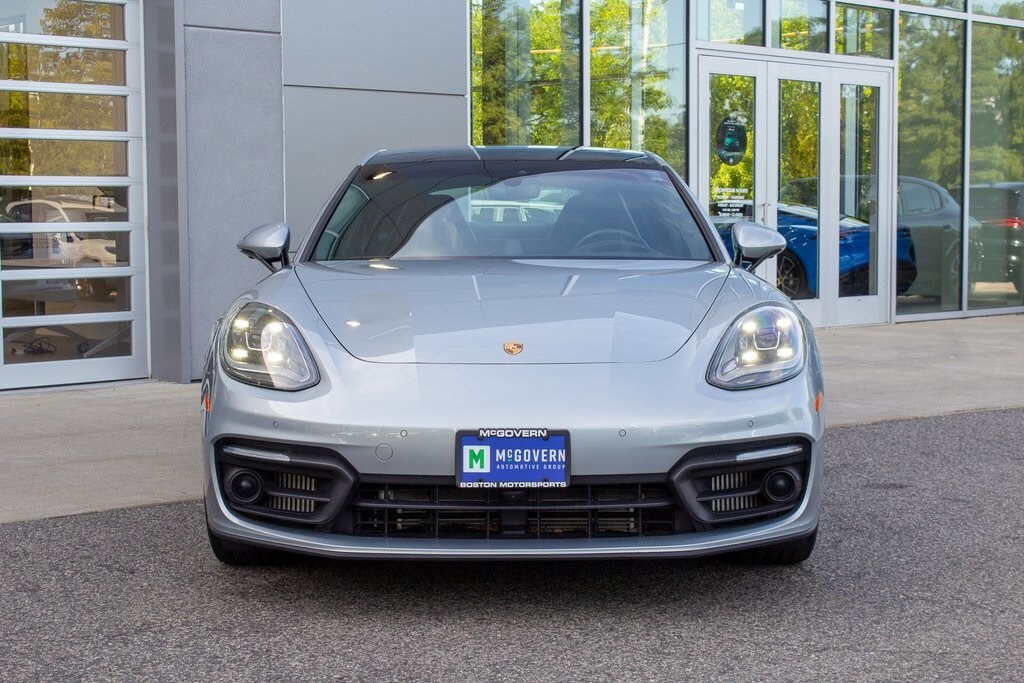 2021 Porsche Panamera 4 photo 2
